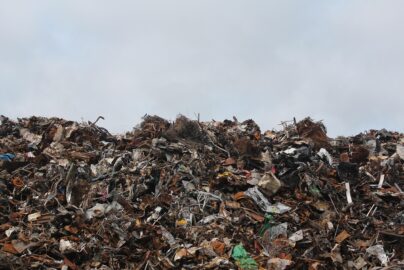 pengelolaan sampah plastik dengan mesin pencacah