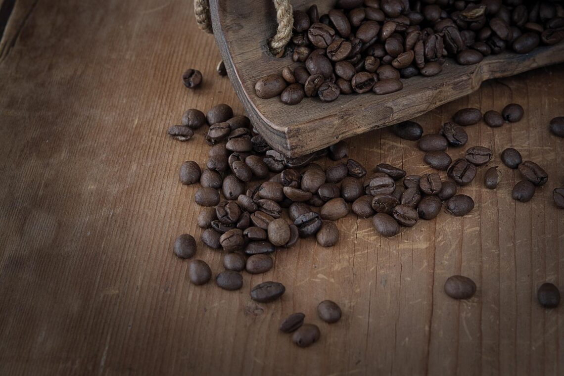 bisnis pemecah kulit kopi