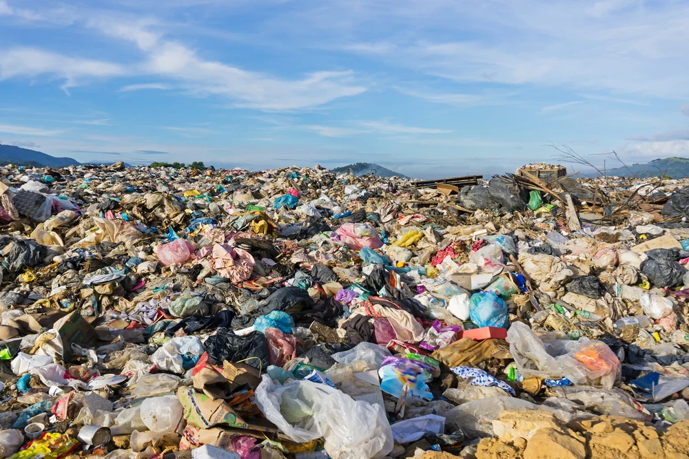 mesin pengolah limbah plastik