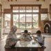 SD Islam terpadu di Jogja dengan siswa belajar di kelas modern dan fasilitas pembelajaran islami yang lengkap