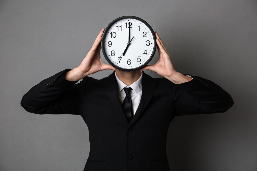 Jam kerja karyawan shift